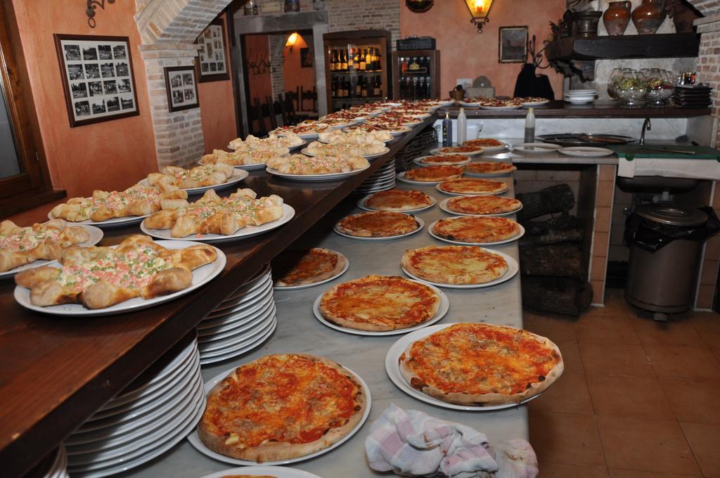 Le Gole Ristorante & Resort 切拉诺 外观 照片